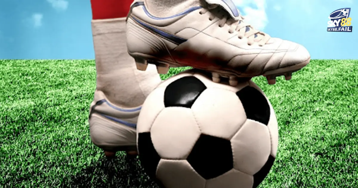 Soi Kèo C1 Tại Sky88 – Giải Đấu Danh Giá, Cơ Hội Bắt Kèo Cực Ngon 2 Khi tham gia soi kèo C1 tạ Sky88, việc xác định những trận đấu có tiềm năng sinh lời cao là rất quan trọng